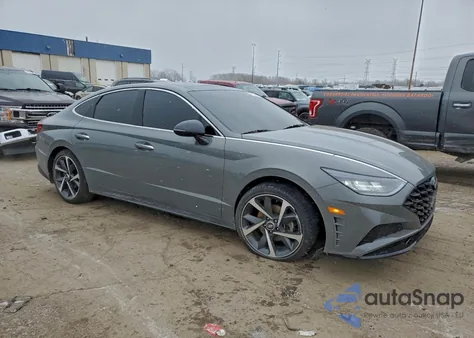2022 Hyundai Sonata Sel Plus z USA, uszkodzony, nr VIN KMHL44J26NA235346